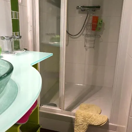 לינה וארוחת בוקר Le Chez Marile *